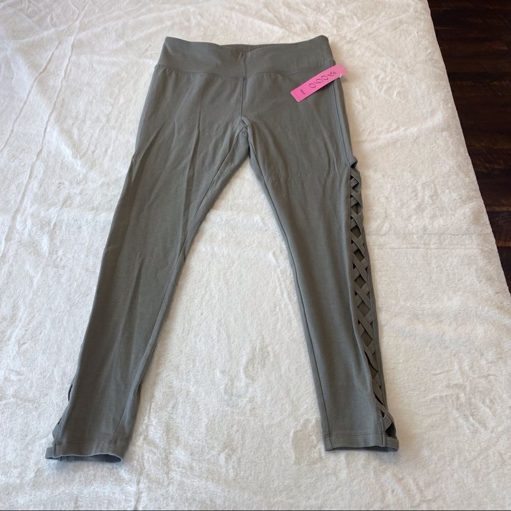 Vogo New With Tags Olive Lattice Leggings Size XL